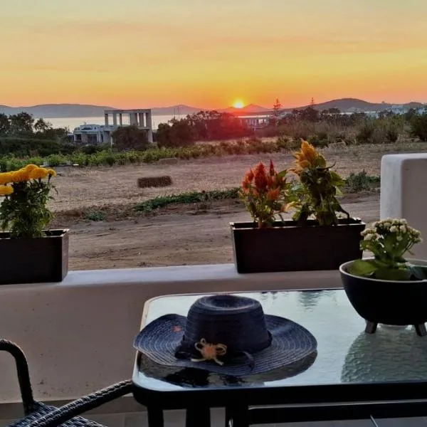Villa vista azzurra, готель у місті Maragkas