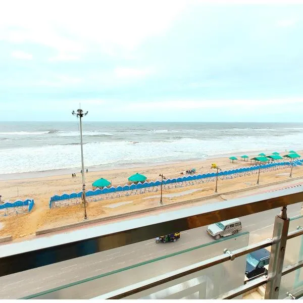Front Sea View "HOTEL DREAMLAND PURI" Near Jagannath Temple -Fully Air Conditioning Room With Wi-Fi- Lift - Parking And Restaurant Facilities- All Room Sea Facing With Attached Balcony- A Top Rated Luxury Hotel In Puri, hotel v destinaci Purí
