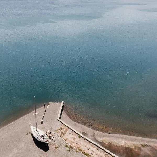 Port Ayas Resort & Restaurants, hotel v destinaci Sevan