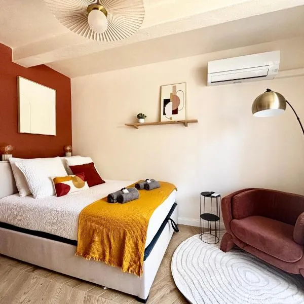 Casamea - Studio Jardin, Élégant, Clim, Renové: Ajaccio şehrinde bir otel