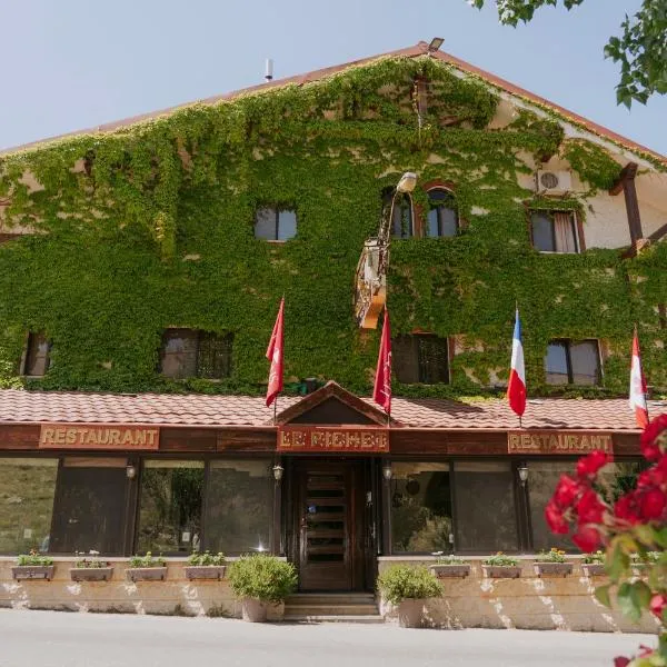 Le Cedrus Hotel, hotel v destinaci Al Arz