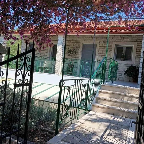 Paxos Rock Apartments, hotel v destinaci Gaios