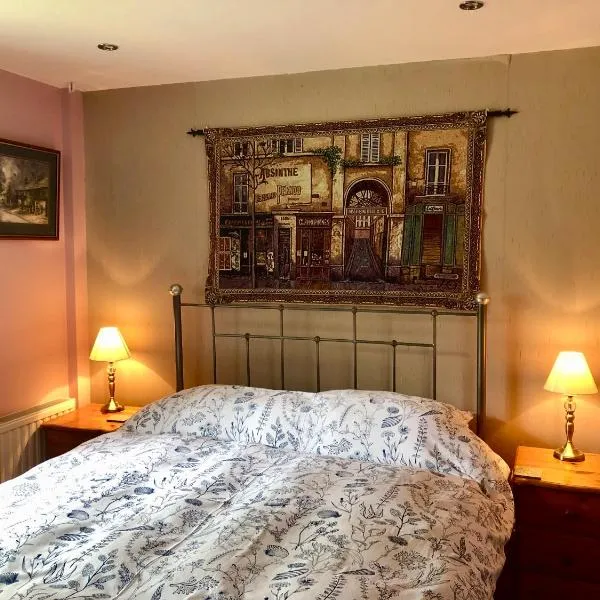 Rural retreat near Knock, hotel a Ballyhaunis