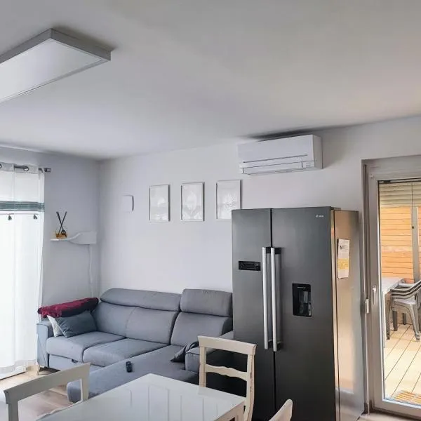 Vivere in Slovenia, hotel in Plavje