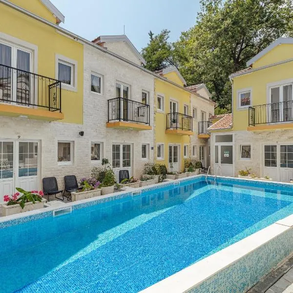 *NEW IN 2025* - Hotel Subra Atrium, hotel v destinaci Herceg-Novi