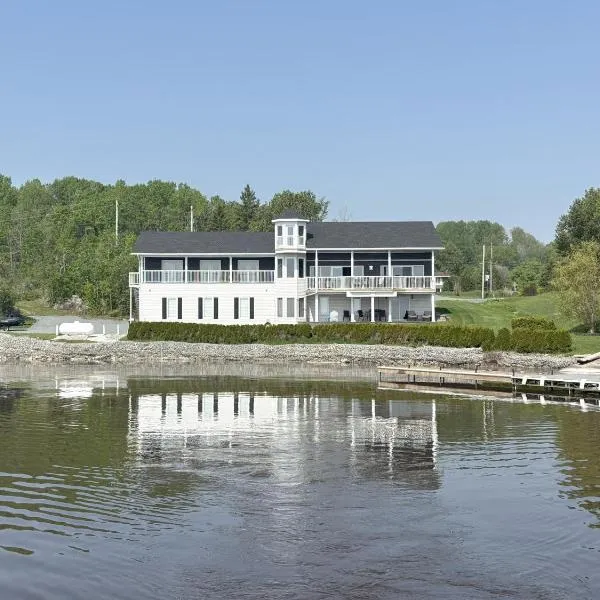 Haileybury Lakehouse, Hotel in Haileybury