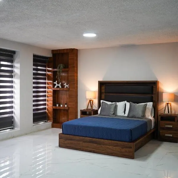 Residencia 37, hotel in Ciudad Guzmán