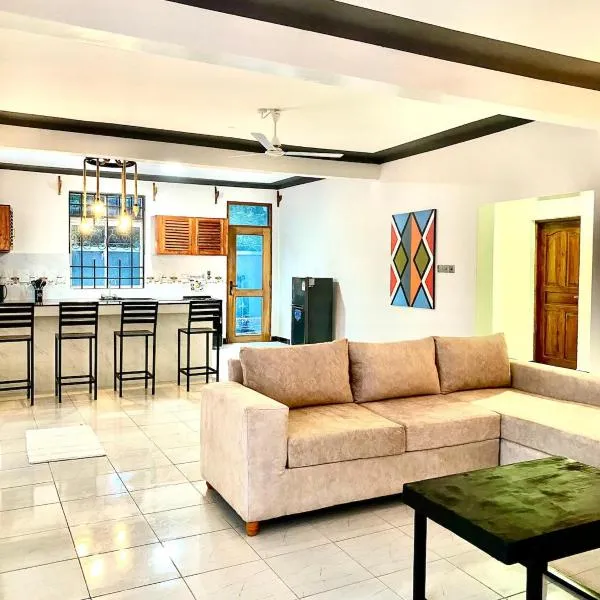 Luxury And Spacious Pool house near the beaches, hotel in Diani Beach