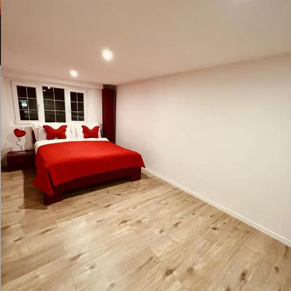 Gemütliches Wohnung für Familien und Gruppen, hotel in Küblis