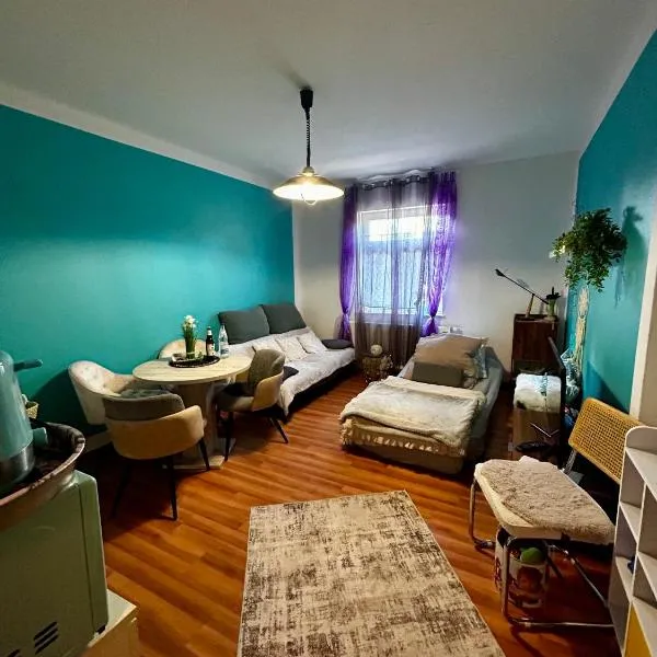 Ferienwohnung HAPPYHOME Bahnhofnah gemütlich familiär, hotel in Arnstadt