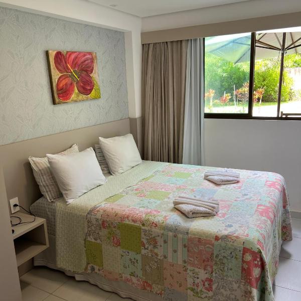 Flat com jardim privativo à beira mar de muro alto - Foto 5