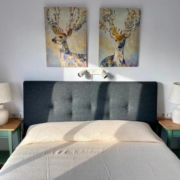 APARTAMENTO NUEVO URB ALTAVISTA VISTA CAMPO GOLF Calefacción y Wifi, hotel i Islantilla