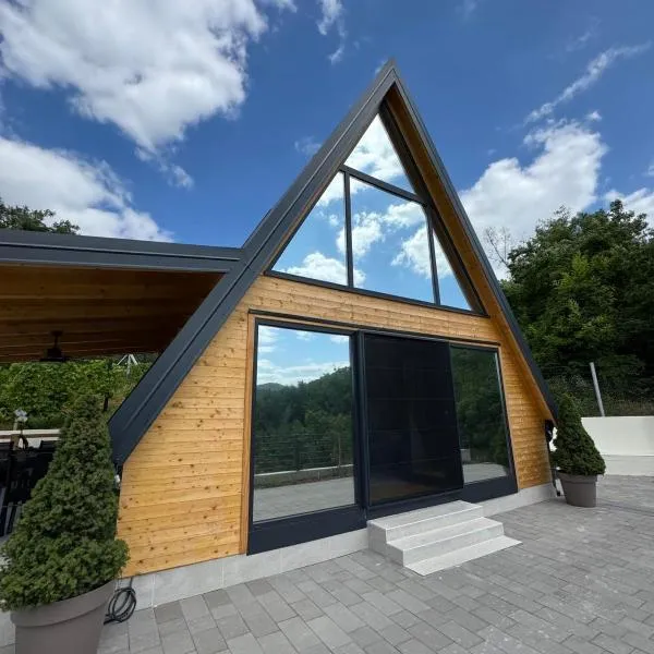 Panorama Pool Hills, hotel em Ledinci