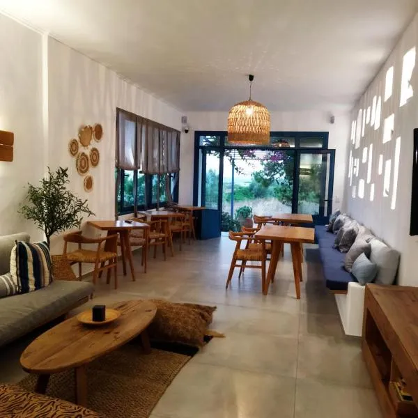 Hotel Flisvos, hotel v destinaci Megalochori
