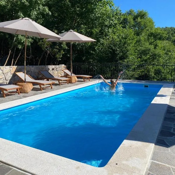 Familija Lovrinovi Retreat - Relax&Reconnect, hotel in Zvoneća