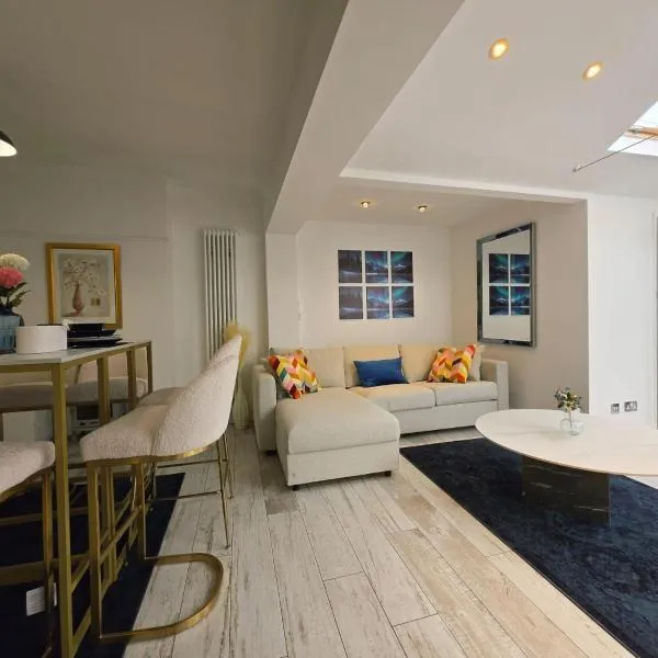 Blue Peak Lodge，位于滨海克拉克顿的酒店