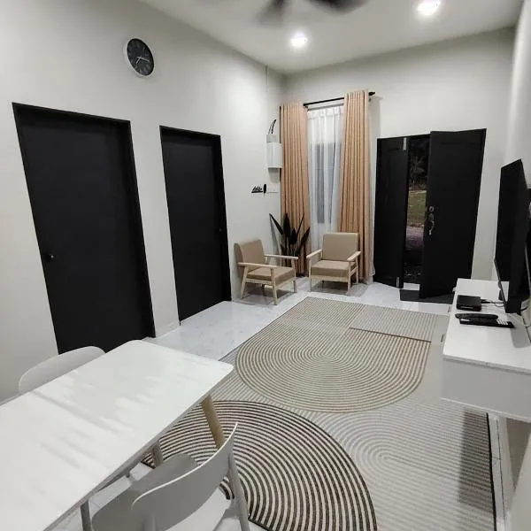 Homestay De'daun kulim mus'lim only, hotel in Kulim