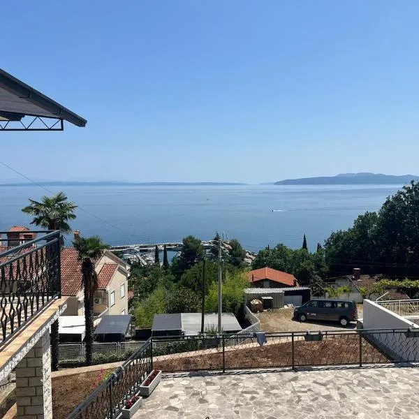 Studio Maestro: Ičići şehrinde bir otel