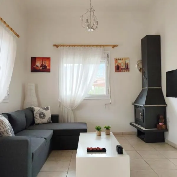 Yiannis Appartments، فندق في Káto Dholianá