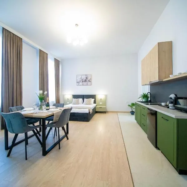 H&H Luxury Apartments, hotel in Arad