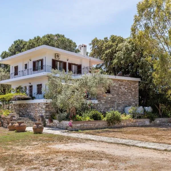 Villa Mitsa, hotel em Kolios