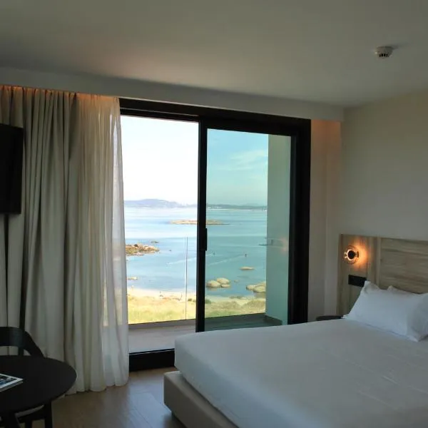 Hotel Delfin Azul, hotel v destinaci A Lanzada