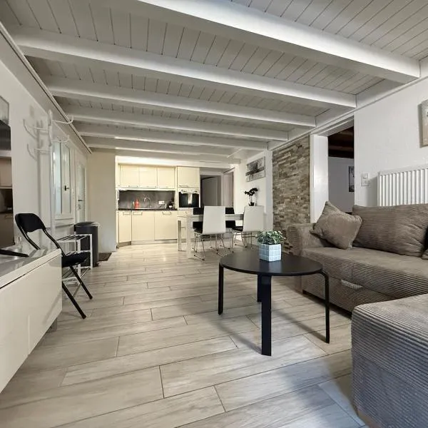 Appartment Happy Life - Wimmis - near Spiez-Thun- Interlaken, hotel in Arni Alp