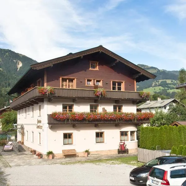 Pension Schmidinger, hotel v Kitzbuhelu