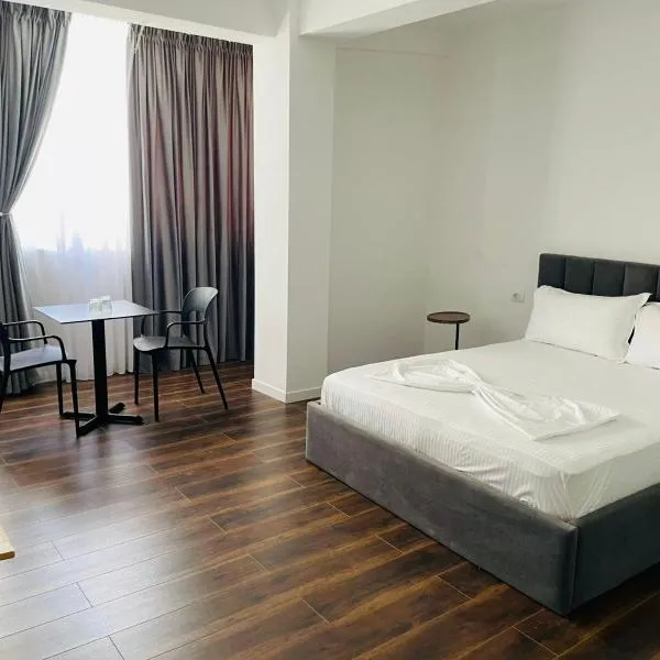 Te gjoli, hotel v destinaci Pogradec