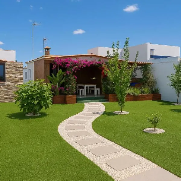 "Chalet La Buganvilla con Piscina Privada y Jardín Cerca de la Playa en Chiclana", hotel Chiclana de la Fronterában