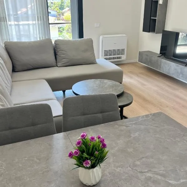 Tirana Oasis Apartment, hotel in Tirana