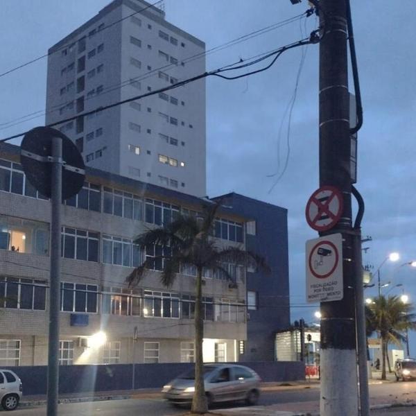 Frente para praia pé na areia