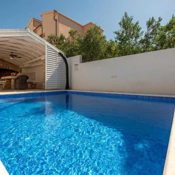 Apartmant Shine Luxury, hotel u gradu Maslenica