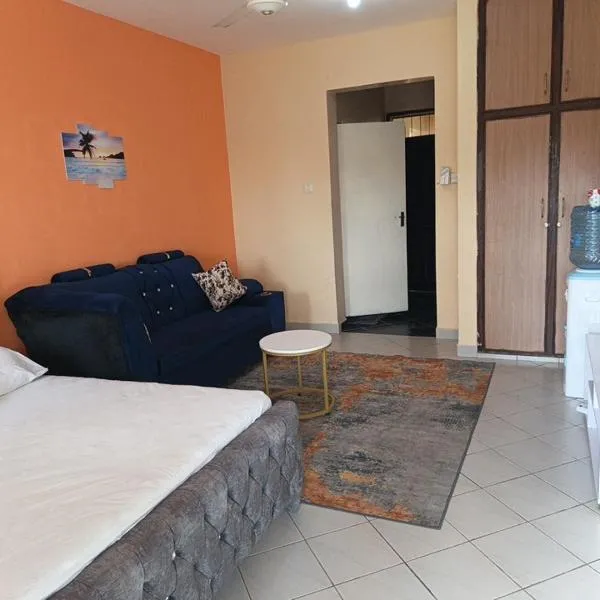 Lablu Studio Apartment, hotel v destinaci Mombasa