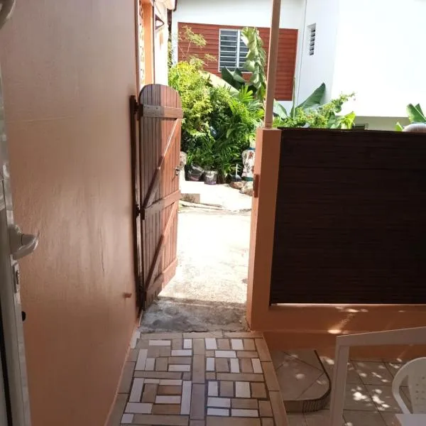 Villa Zaboka, hotel in Baillif