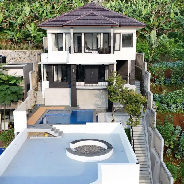 Moment Villa, hotel in Lembang