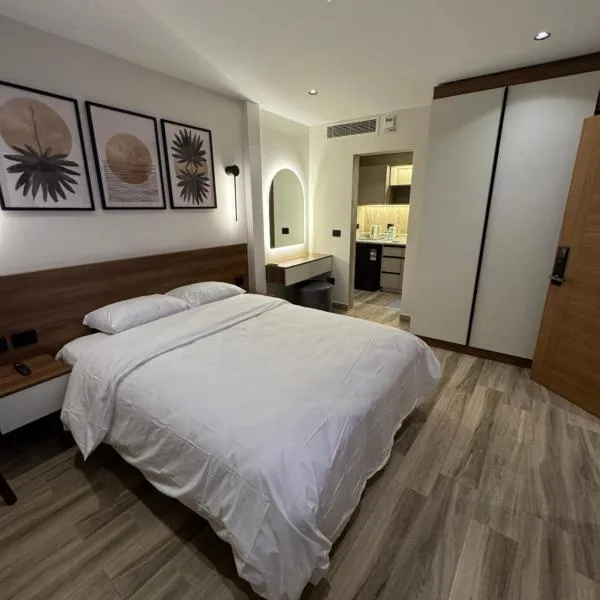 House 98 - Boutique Hotel Stay in Zayed, отель в городе Sheikh Zayed