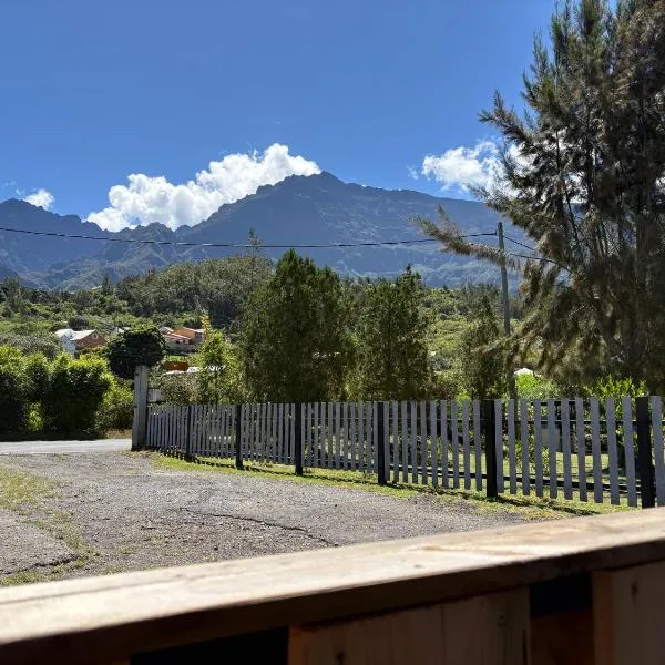 Camping chez julien, hotel v destinaci Cilaos