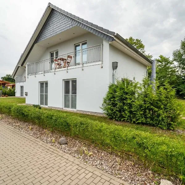 Seeglück 2 am Tollensesee, Hotel in Groß Nemerow
