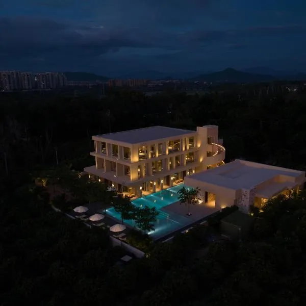 Roy-Haitang Bay Cdf International Duty Free City Store，三亞的飯店