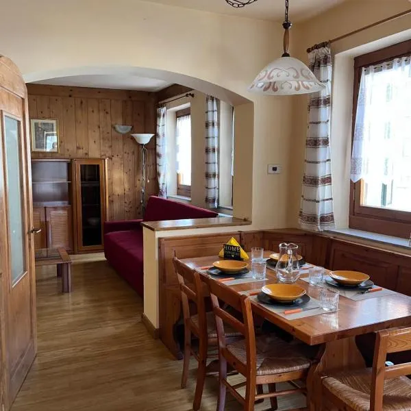 Appartamento vacanze La Terrazza, hotel in Calalzo
