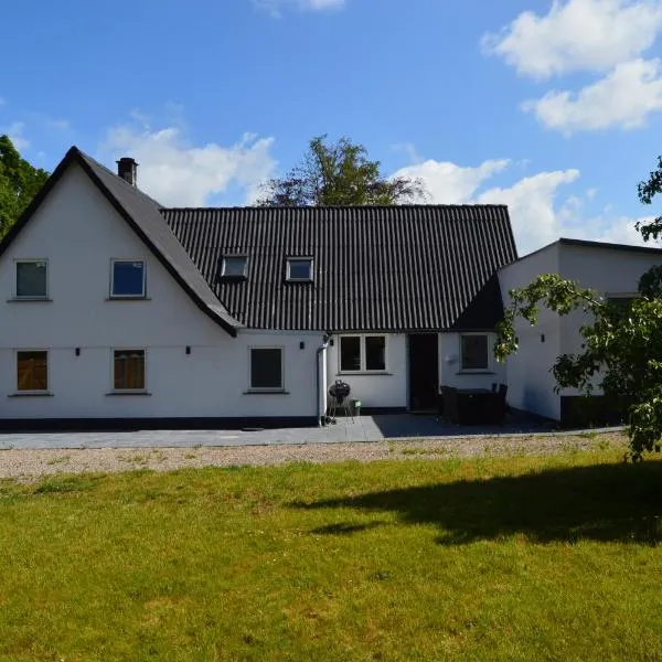 Serengeti & Stayover, hotel v destinaci Svebølle