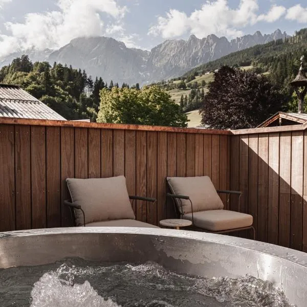 stieg'nhaus Design Boutique Hotel: Mühlbach am Hochkönig şehrinde bir otel