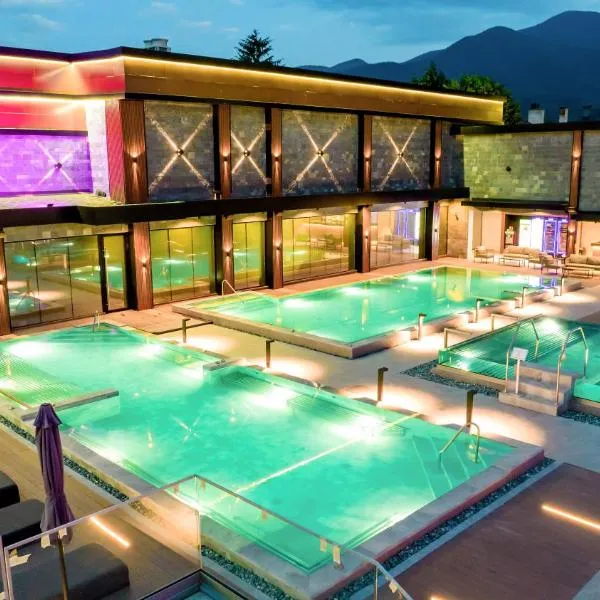 Grand Hotel Bansko - Fitness & SPA, hotel v destinaci Bansko