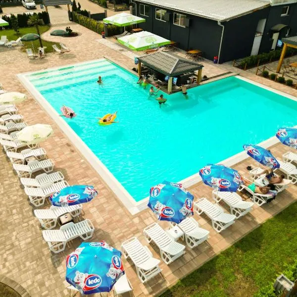Z-Complex, hotel 