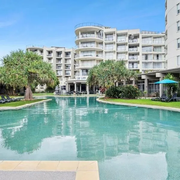 Rooftop Apartment - Heated Pool & Beach access, hotell sihtkohas Marcoola