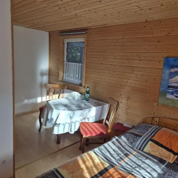 Apartment i haven, hotel din Steinbergkirche