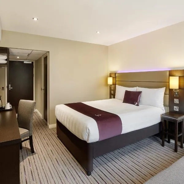 Holiday Inn Dublin Airport - photo 2
