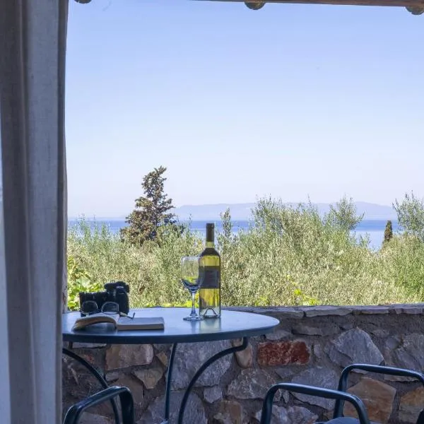 Porto Kalamitsi Stone-built Bungalows, hotel v destinaci Kardamili