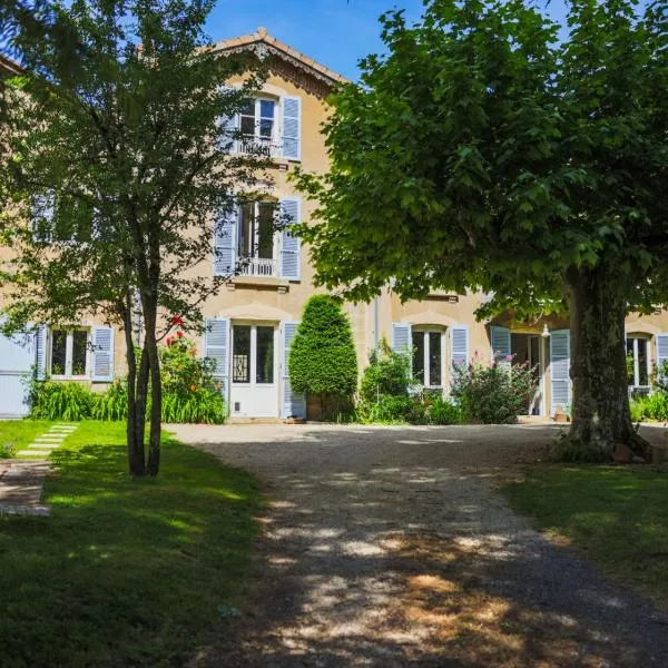 Clos Ceres, hotel v destinaci Viré